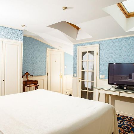 Ministerium Hotel Odessa Luaran gambar