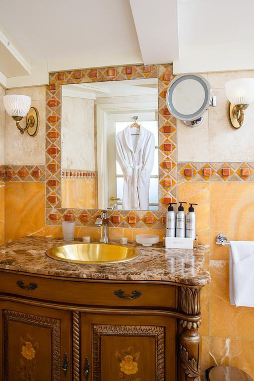 Ministerium Hotel Odessa Luaran gambar