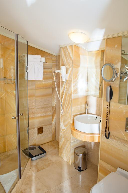 Ministerium Hotel Odessa Luaran gambar