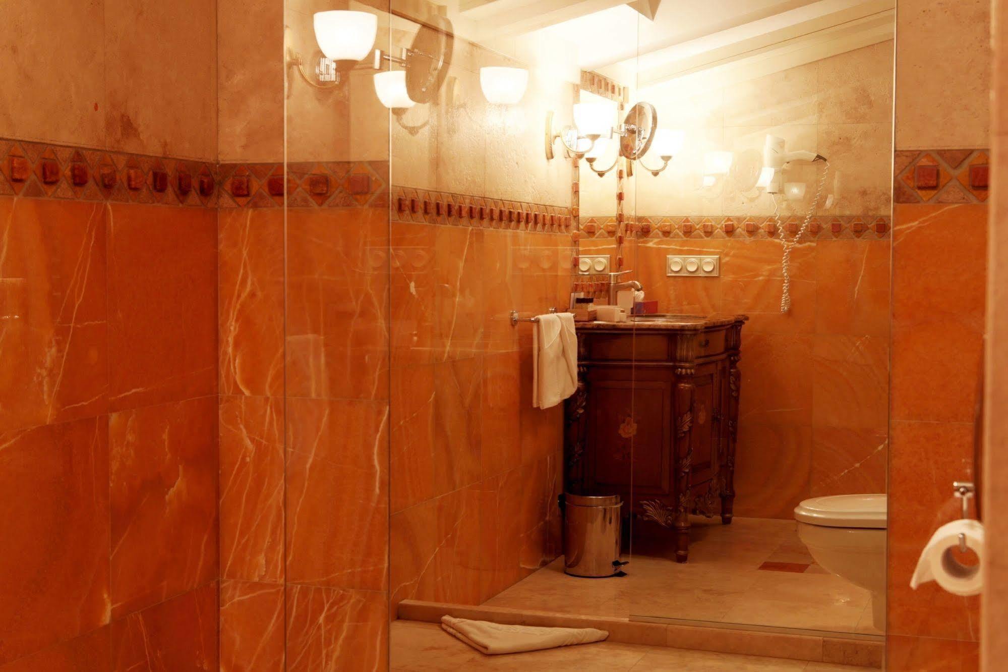 Ministerium Hotel Odessa Luaran gambar