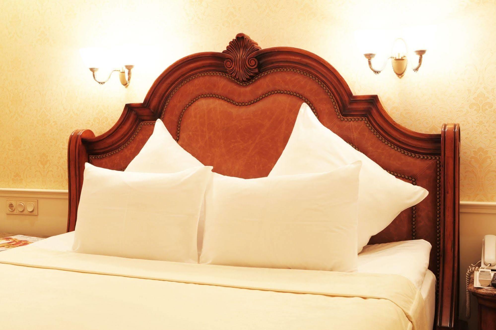 Ministerium Hotel Odessa Luaran gambar